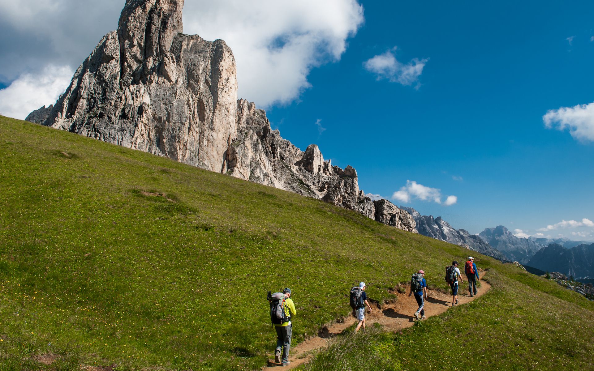 2 day hike dolomites
